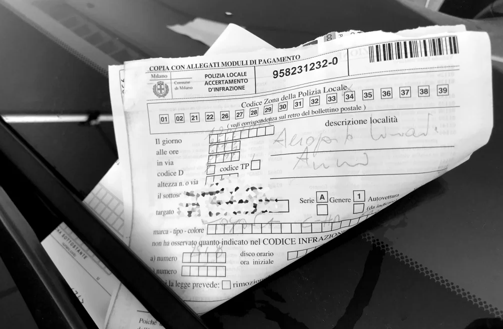 La foto della multa auto non è nitida: è ancora valida? Scopriamolo insieme